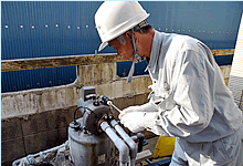 �o���L�x�ȃX�^�b�t�ɂ���˃|���v�̏C��